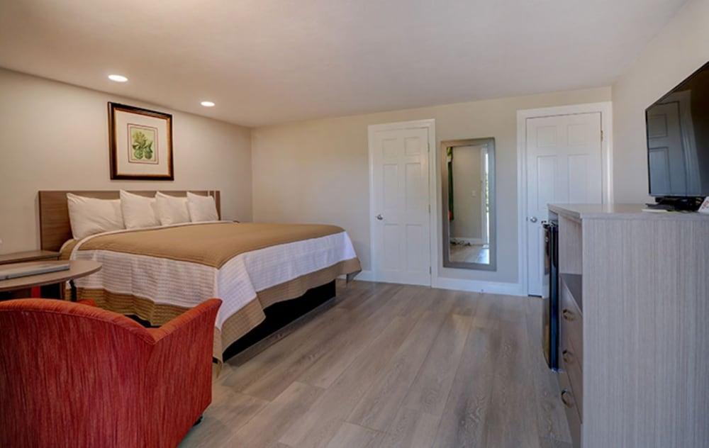 Skaket Beach Motel photo 11