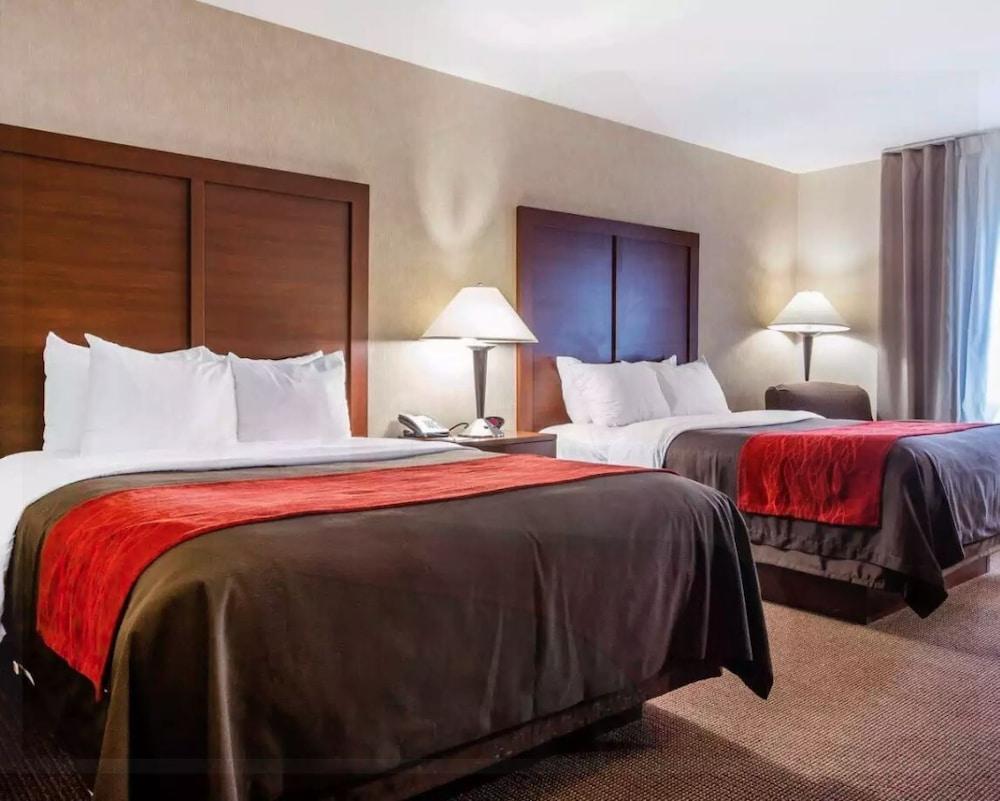 Akwesasne Mohawk Casino Resort and Players Inn photo 23