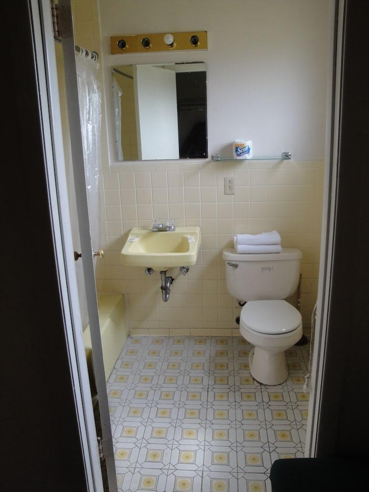 Budget Motel photo 5