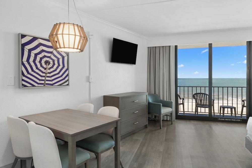 Compass Cove Resort photo 63