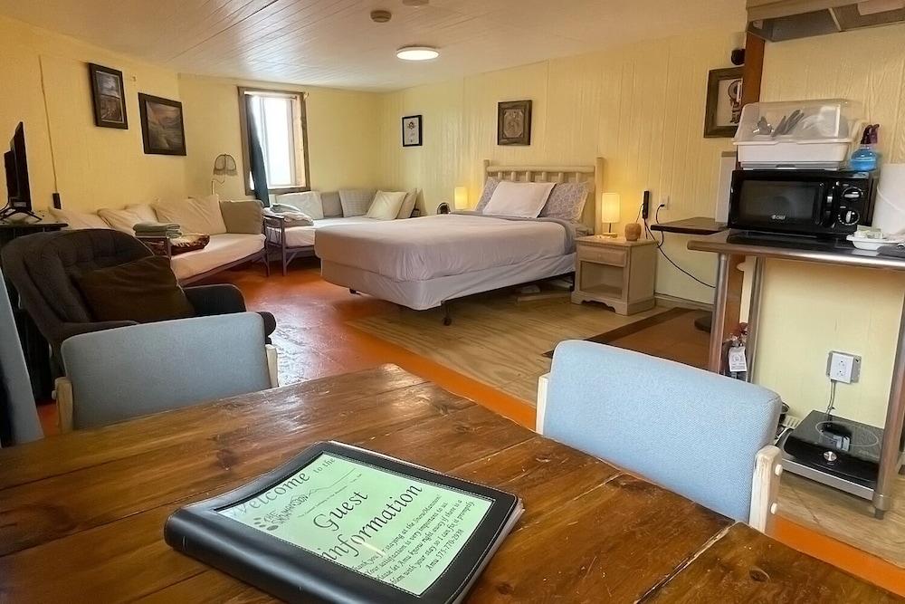 SnowMansion Taos Adventure Lodge photo 31