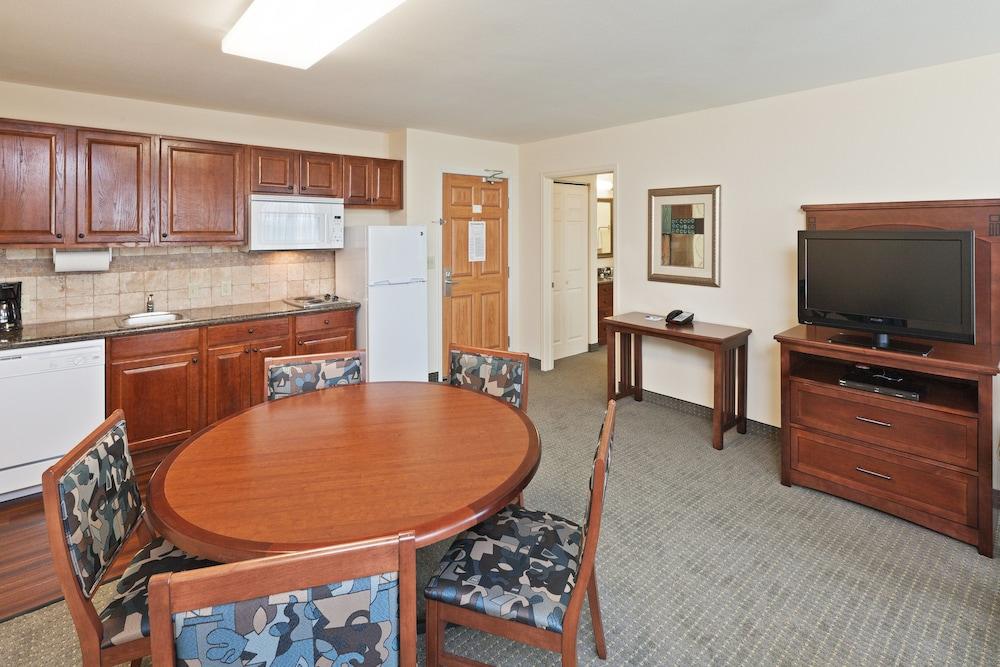 Staybridge Suites Wichita by IHG photo 13