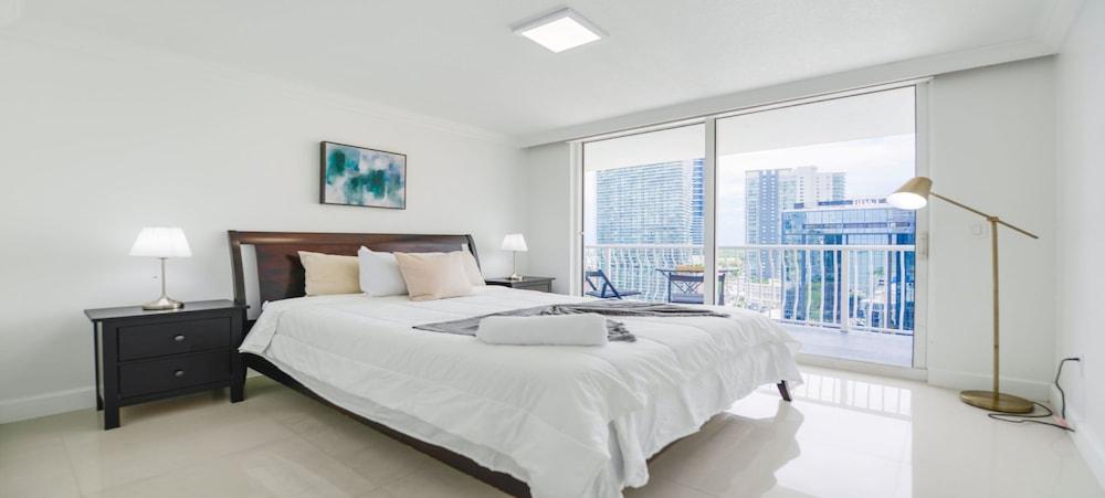 Icon Residences photo 77