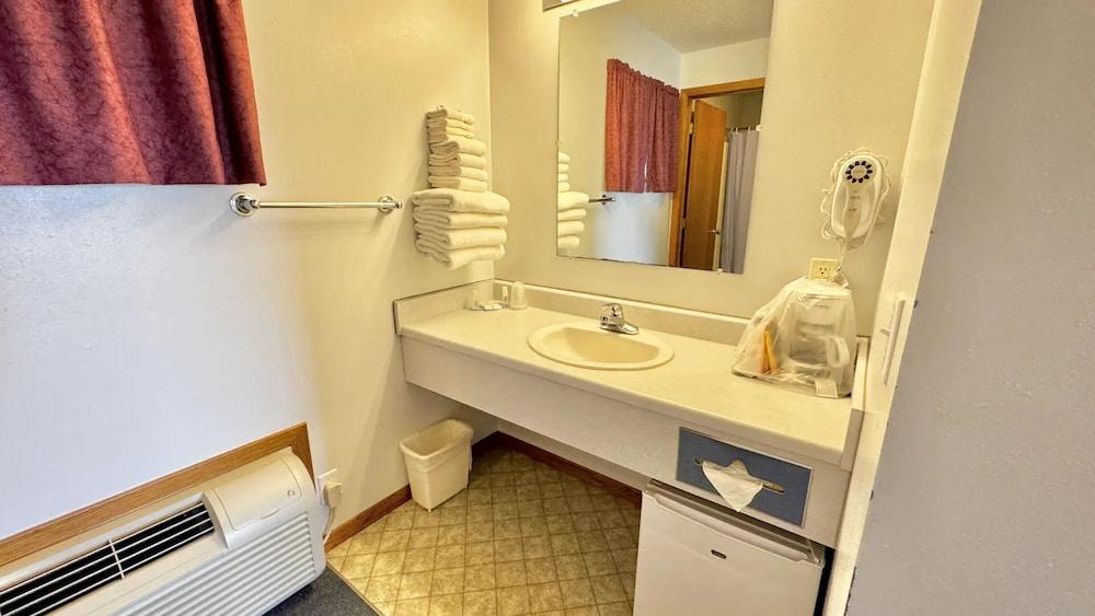 North Winds Lodge LLC photo 12