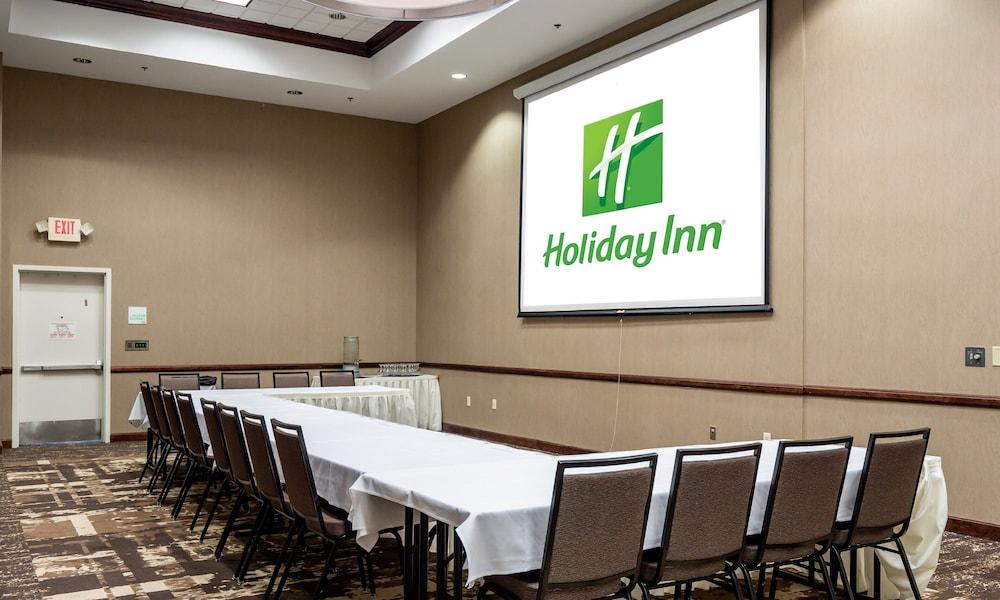 Holiday Inn & Conference Center Marshfield by IHG photo 31
