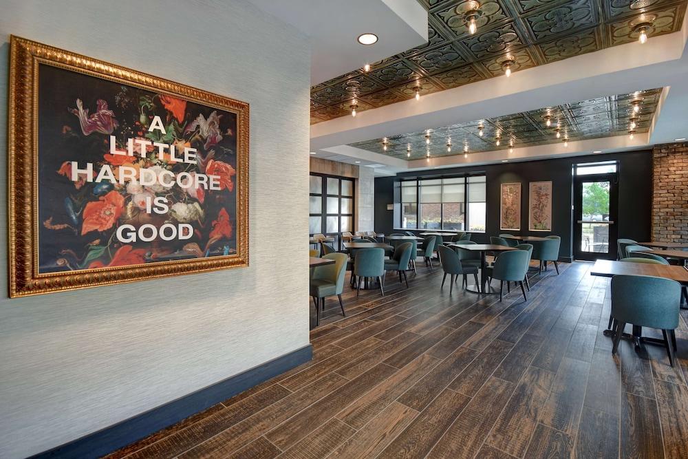 Hilton Garden Inn Kalamazoo photo 39