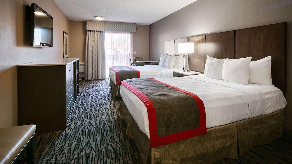 Best Western Los Alamitos Inn & Suites photo 32
