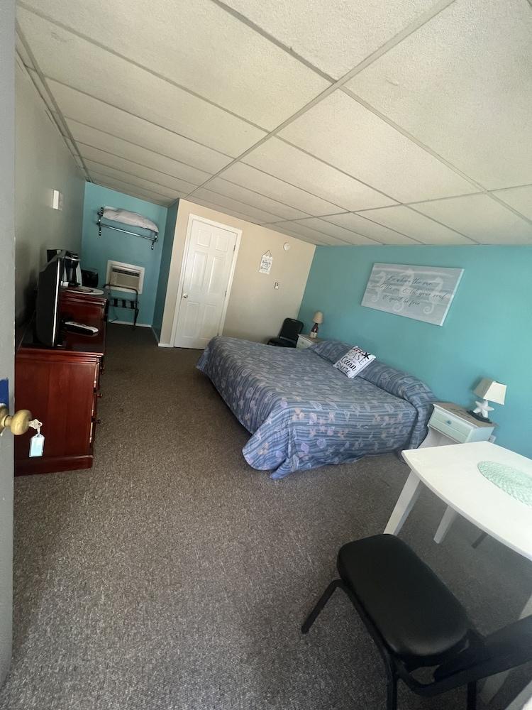 Marvin Gardens Motel photo 13