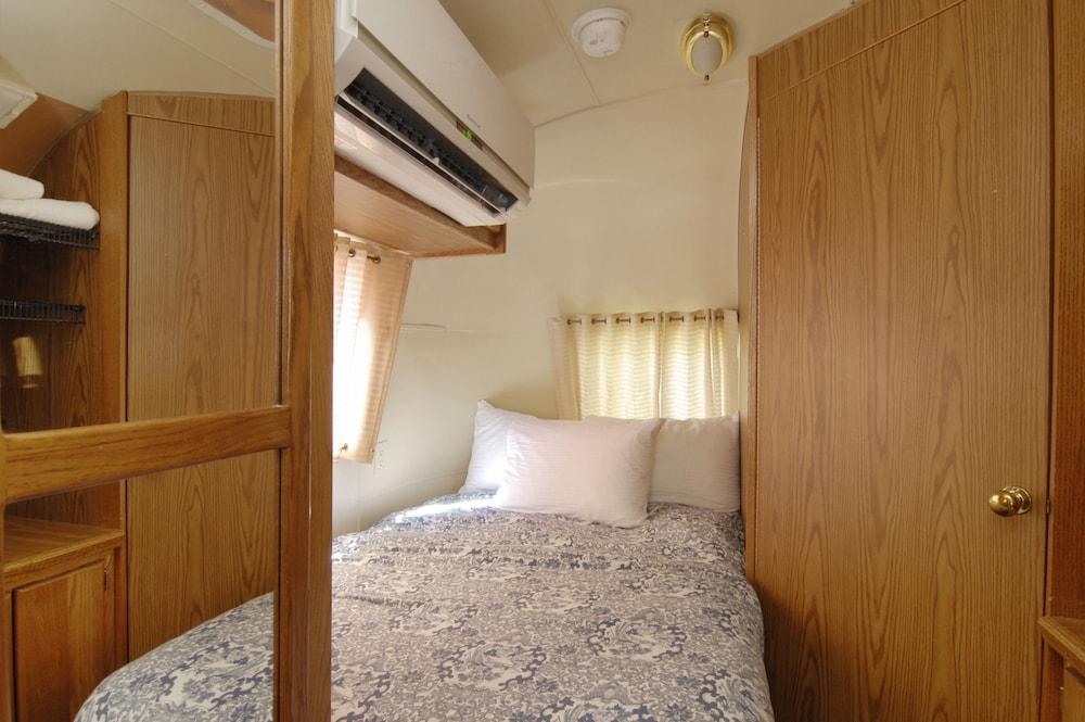 Palm Canyon Hotel & RV Resort photo 73