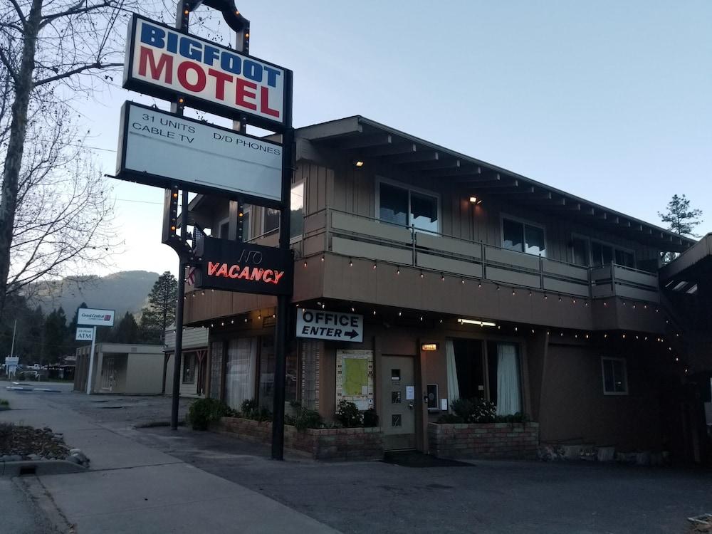 Bigfoot Motel photo 17