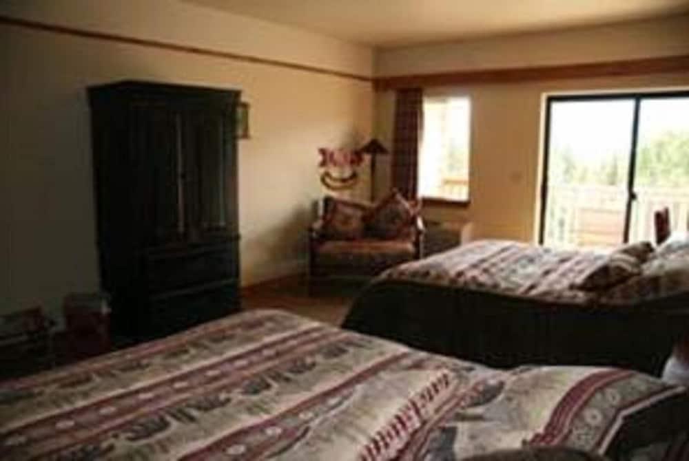 St. Mary Village photo 15