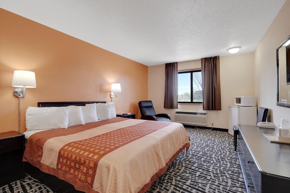 North Town Inn & Suites photo 5
