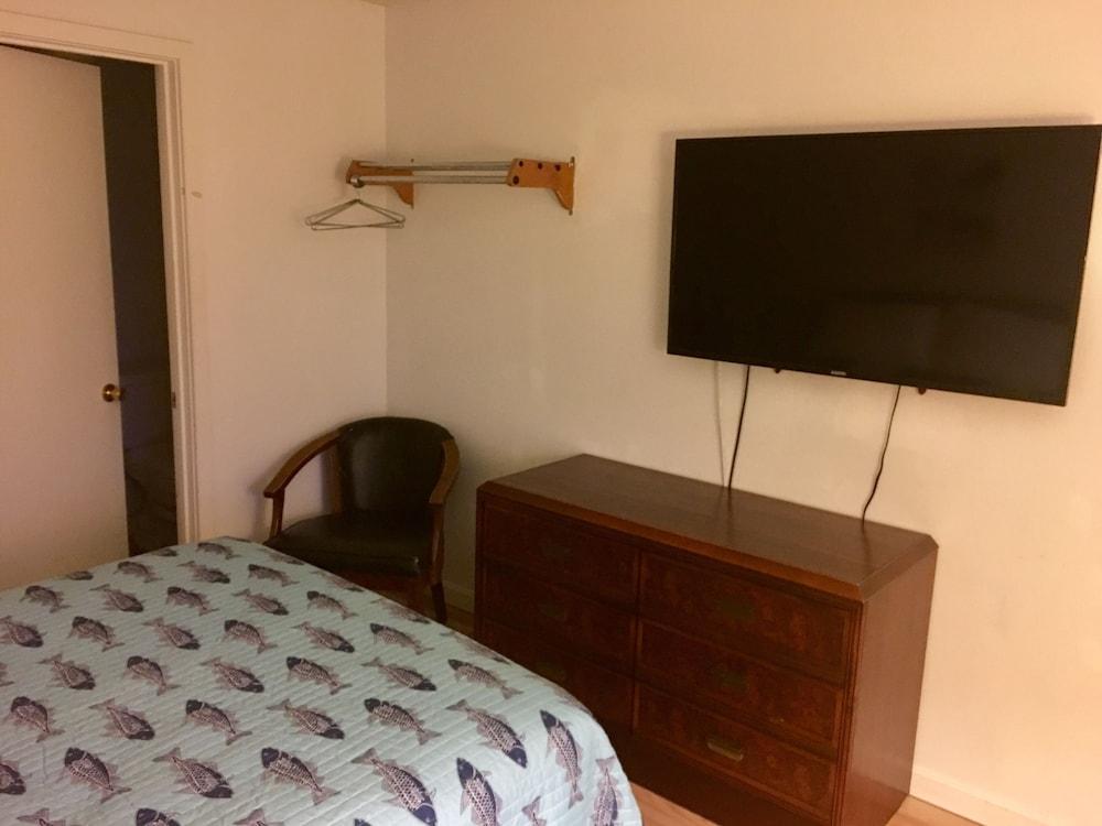 Seagrass Inn photo 30