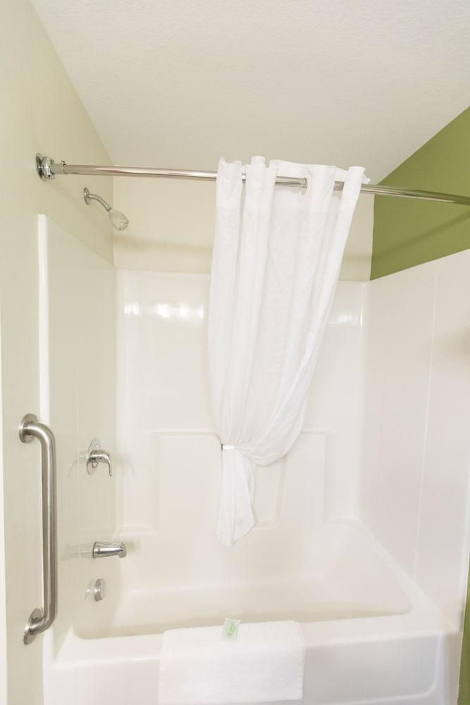 Sleep Inn & Suites Pleasant Hill - Des Moines photo 23