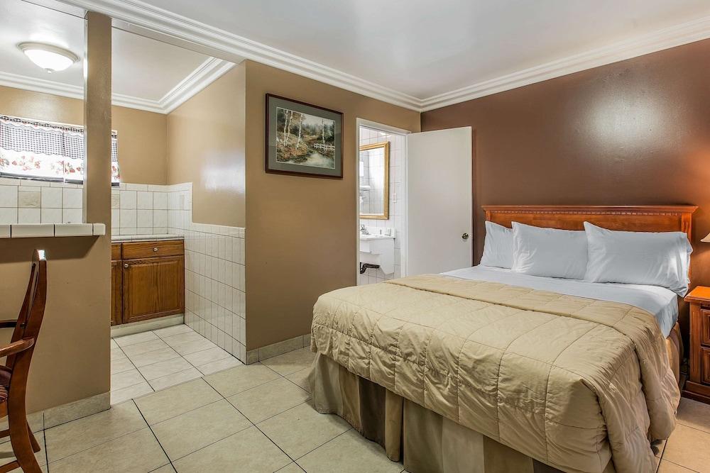 Rodeway Inn Ventura Midtown photo 10