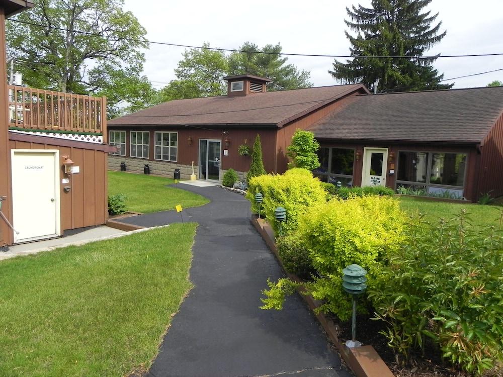 Mohican Resort Motel photo 66