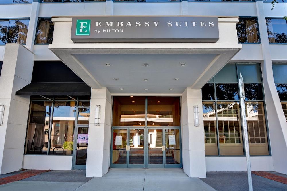 Embassy Suites Hotel Winston-Salem photo 44