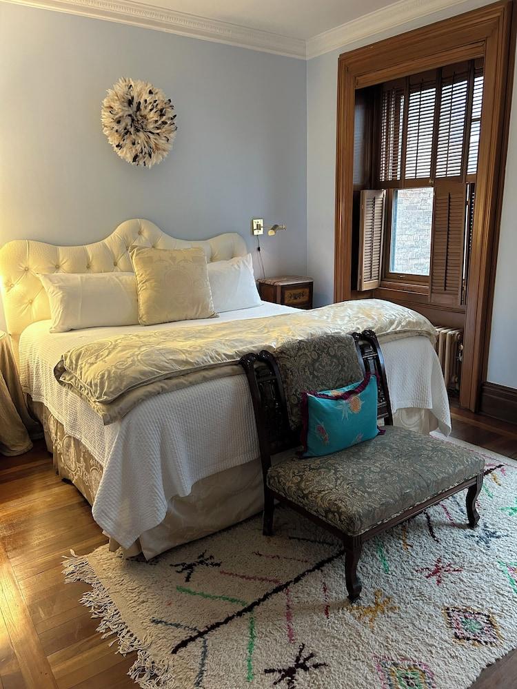 The Inn at Irving Place photo 9