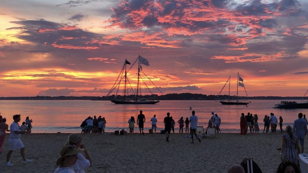 Sunset Beach Hotel photo 12
