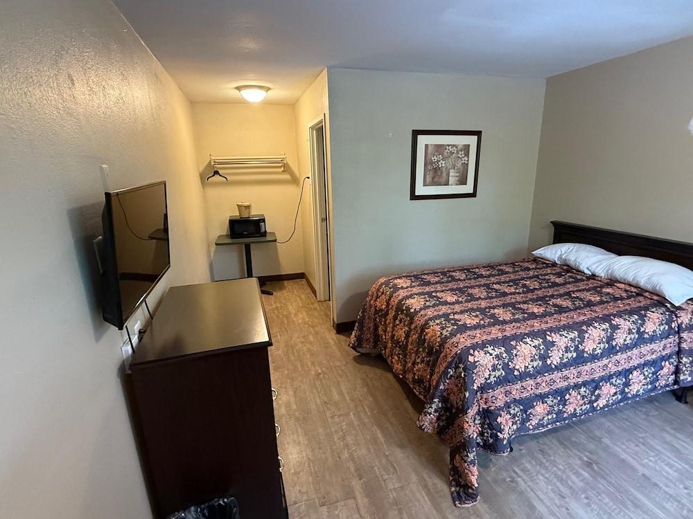 Fairbridge Inn & Suites Richmond Hill photo 17