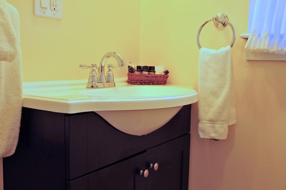 Pequot Hotel photo 47