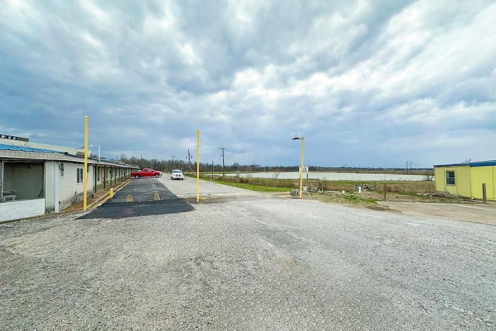 Shamrock Kings Inn By Oyo Marked Tree I-555 photo 19