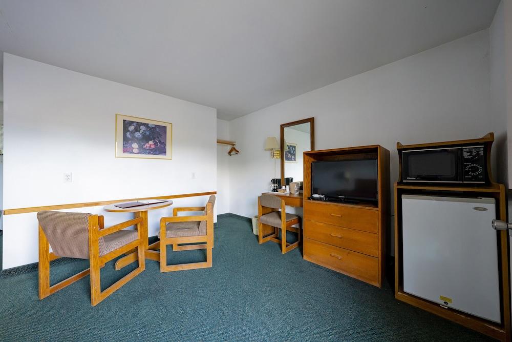 Budget 8 Motel John Day photo 33
