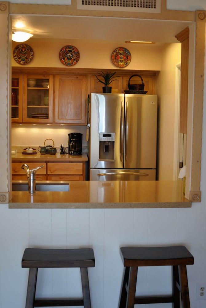 Mission Hill Casitas photo 92