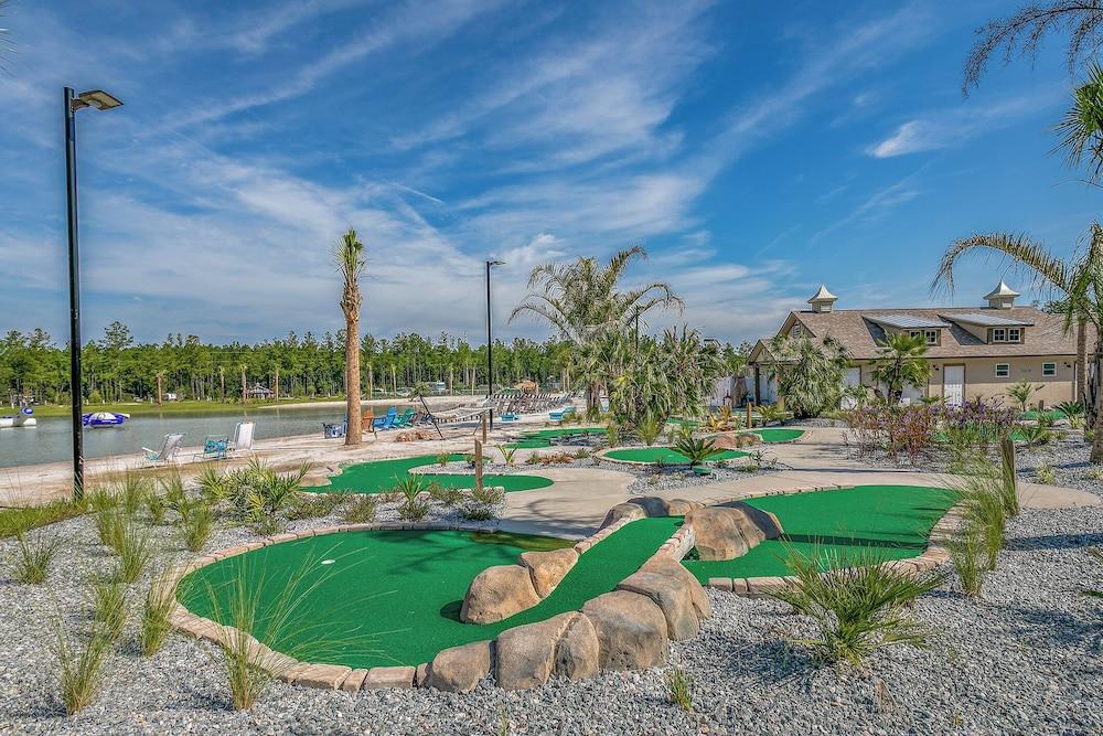 Island Oaks RV Resort photo 6