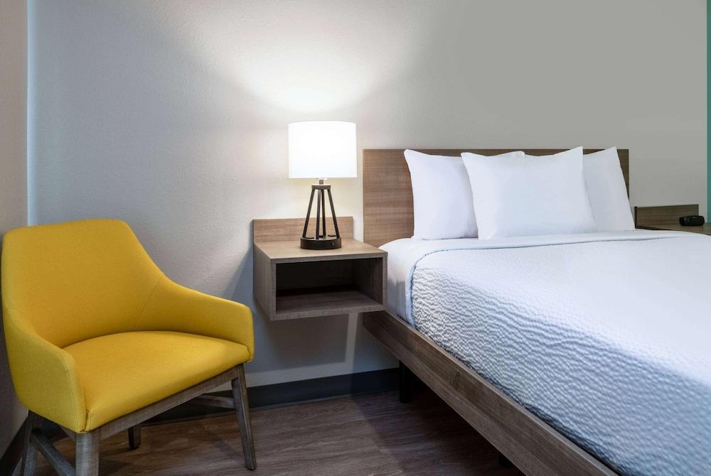 Echo Suites Extended Stay By Wyndham Johnson City Medical Cr photo 13