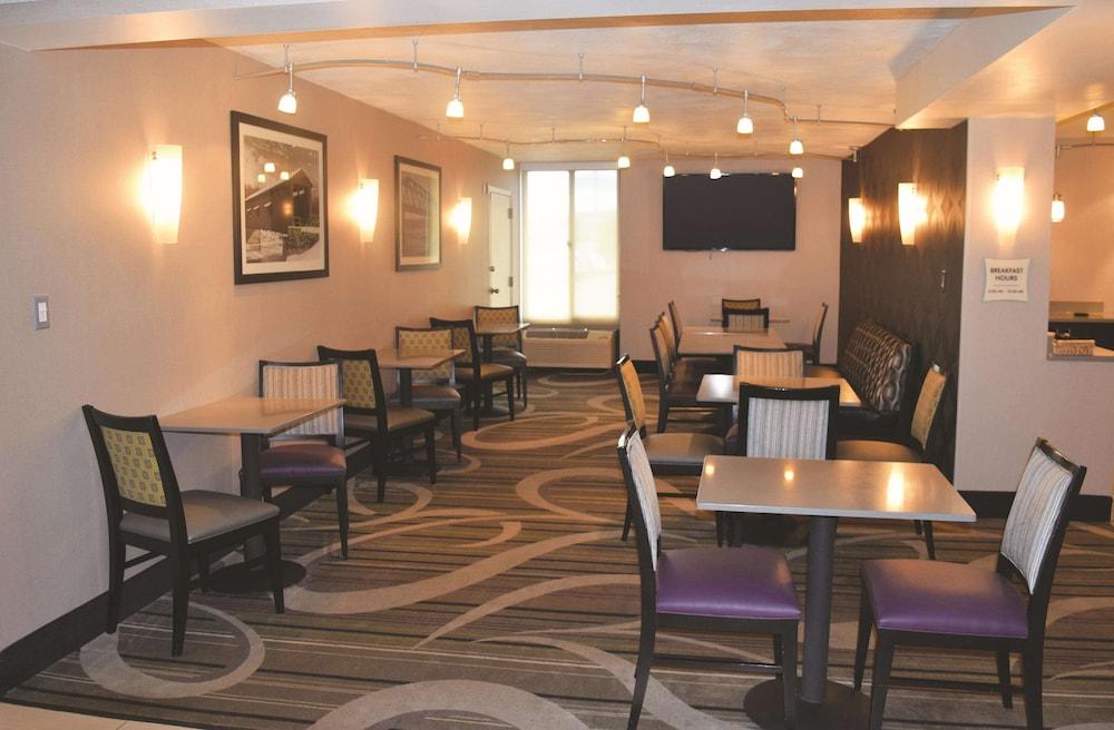 La Quinta Inn by Wyndham Binghamton - Johnson City photo 34