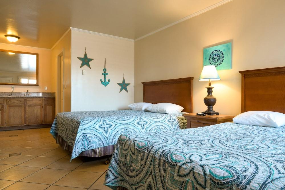 The Shores Inn and Beach Houses photo 43