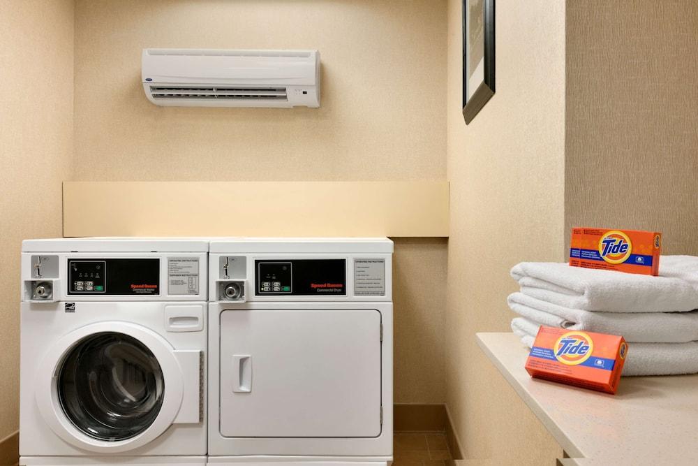 Hampton Inn & Suites Mahwah photo 31
