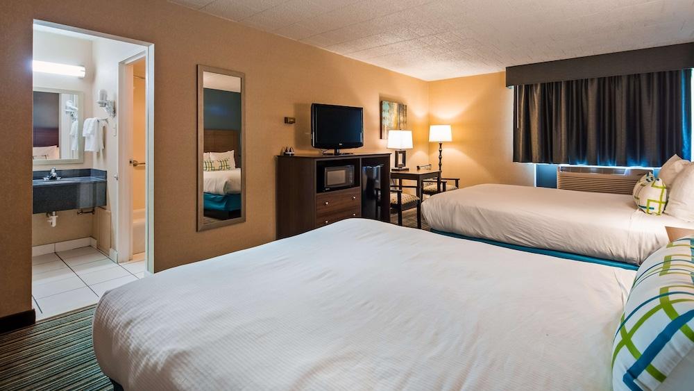 Best Western Woodhaven Inn photo 22