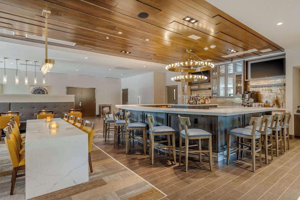 DoubleTree by Hilton Charleston Riverview photo 57