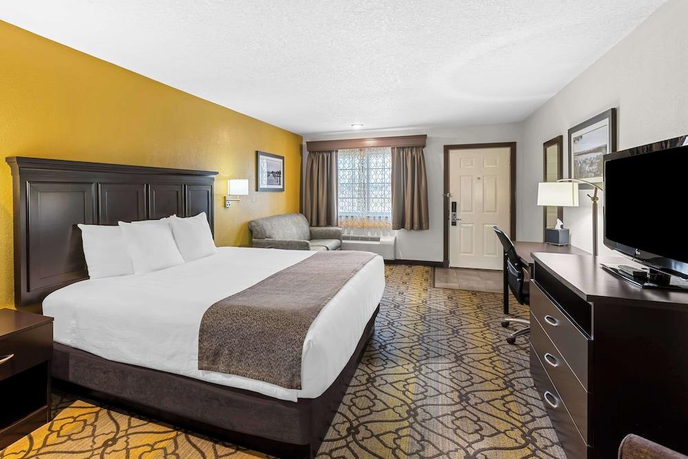 Best Western of Harbor Springs photo 7