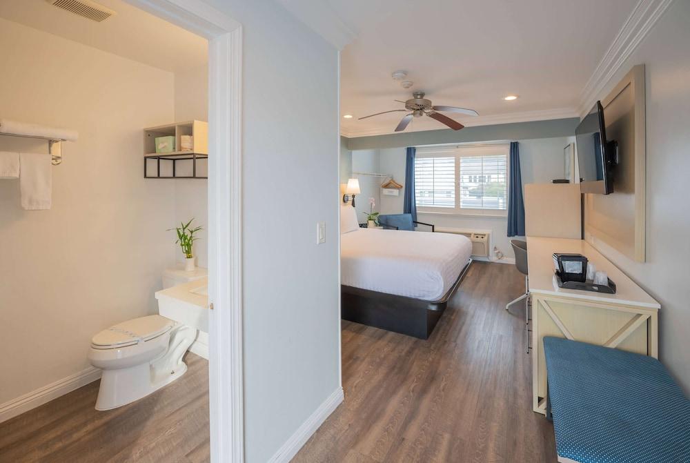 Ramada Limited Redondo Beach photo 7