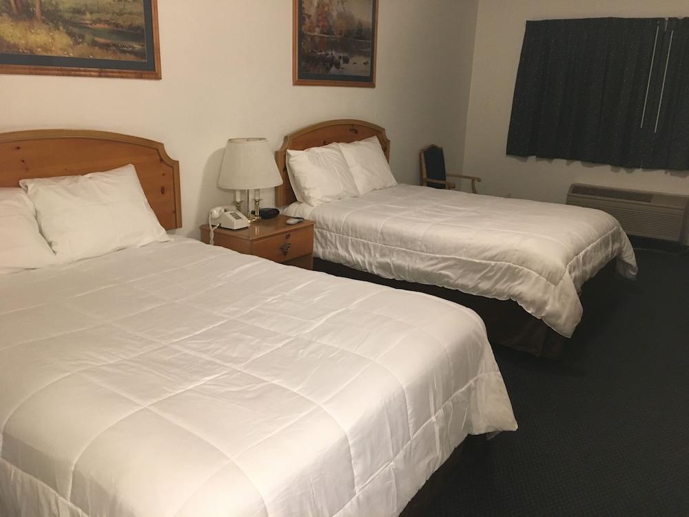 Quality Inn Carlin photo 6