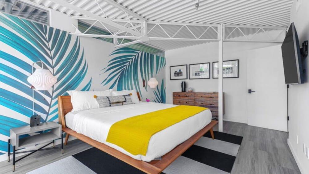 Limon Palm Springs photo 12