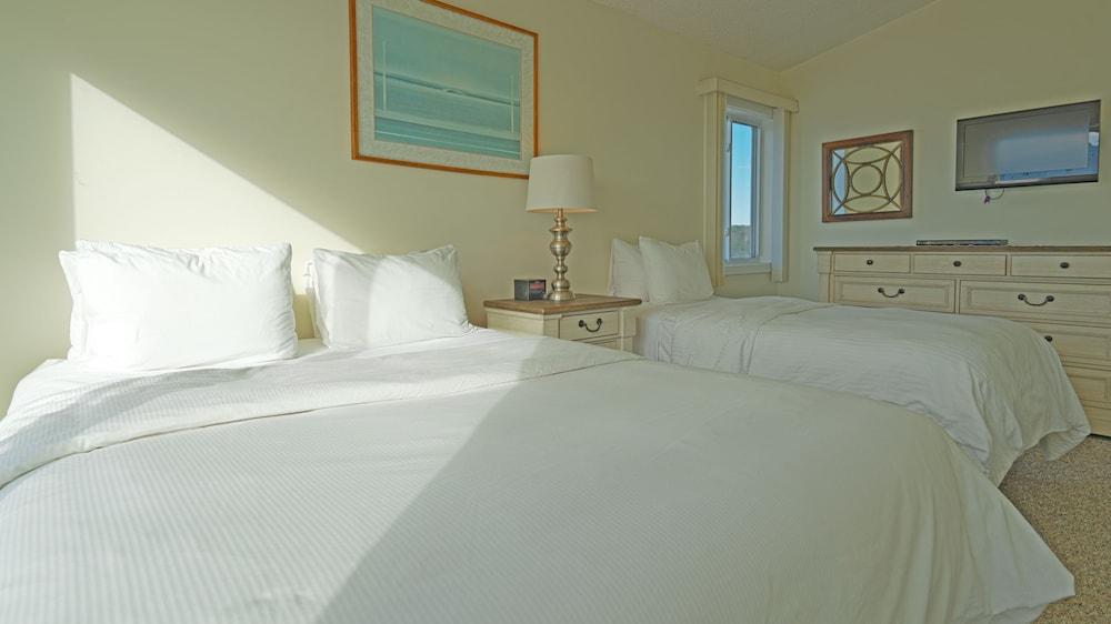 Sea Crest Resort photo 21