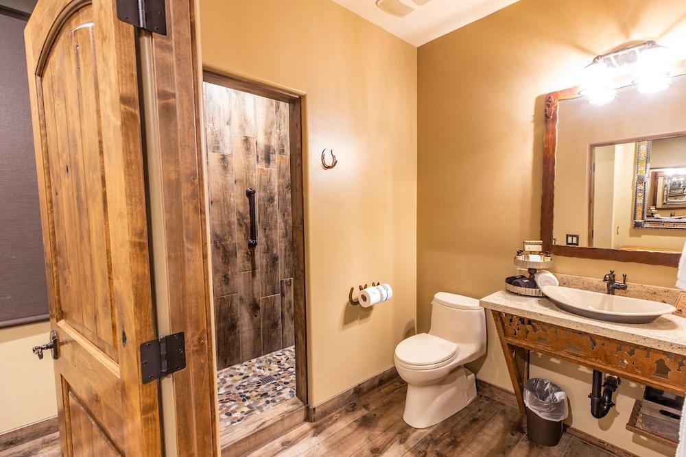 Prickly Pear Inn photo 32