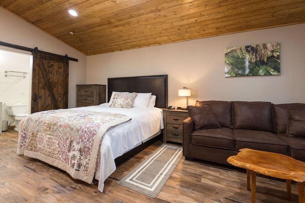 Woodland Inns photo 37
