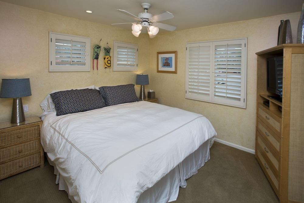 Sunset Cove Villas in Laguna Beach photo 7