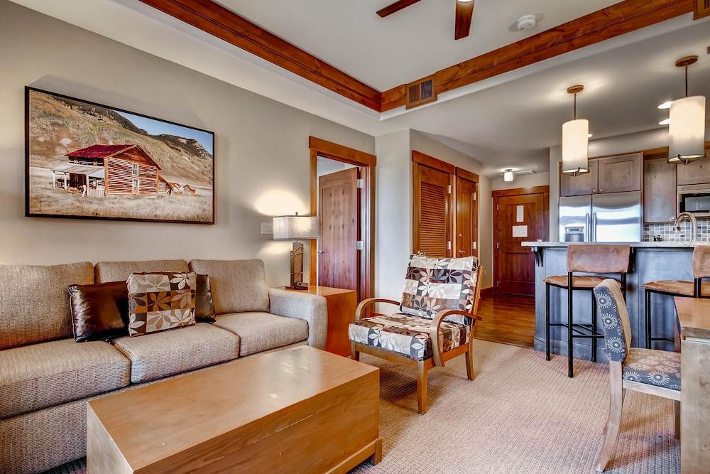 One Ski Hill Place, a RockResort, by Vail Resorts photo 36