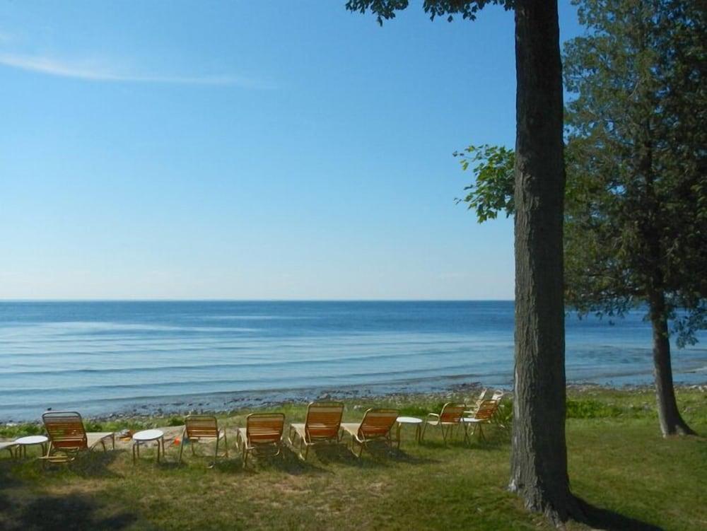The Shallows Resort photo 12