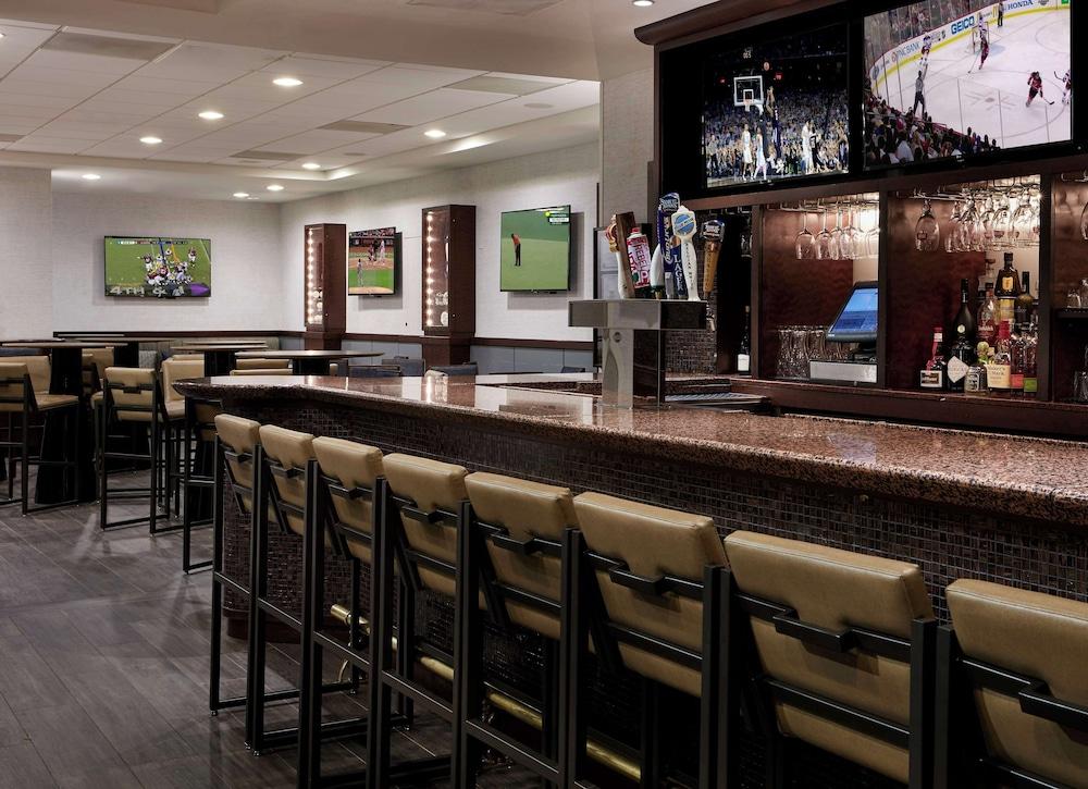 Hilton Chicago O'Hare Airport photo 87