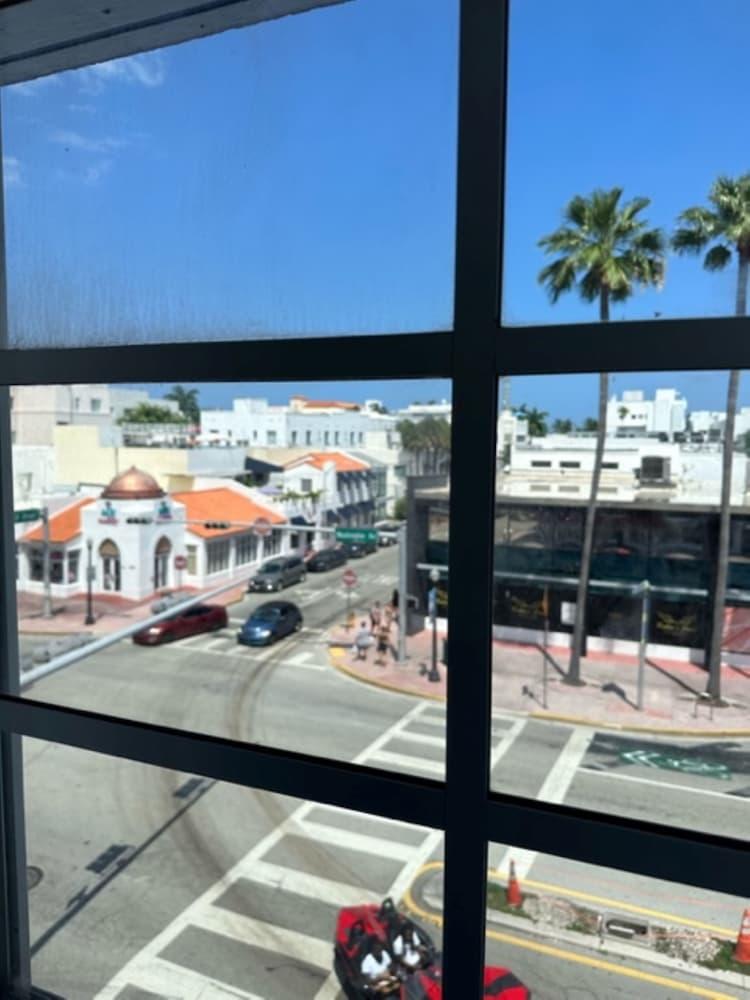 Royal South Beach Hotel photo 20