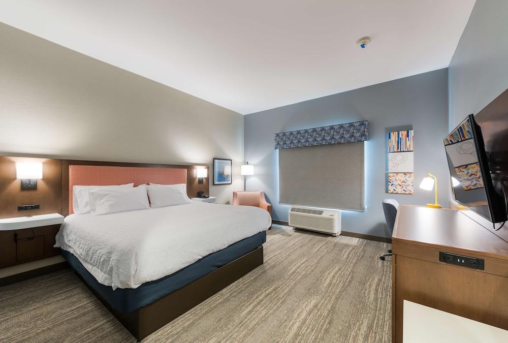 Hampton Inn Niles photo 8