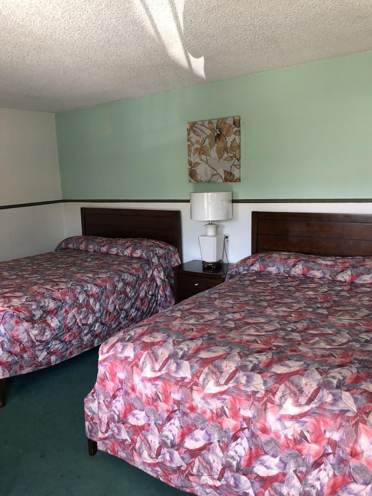 Kings Lodge Motel photo 9