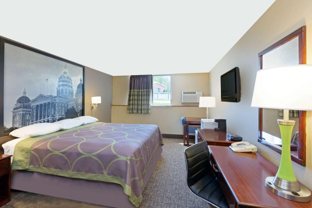 Super 8 by Wyndham Carroll photo 9